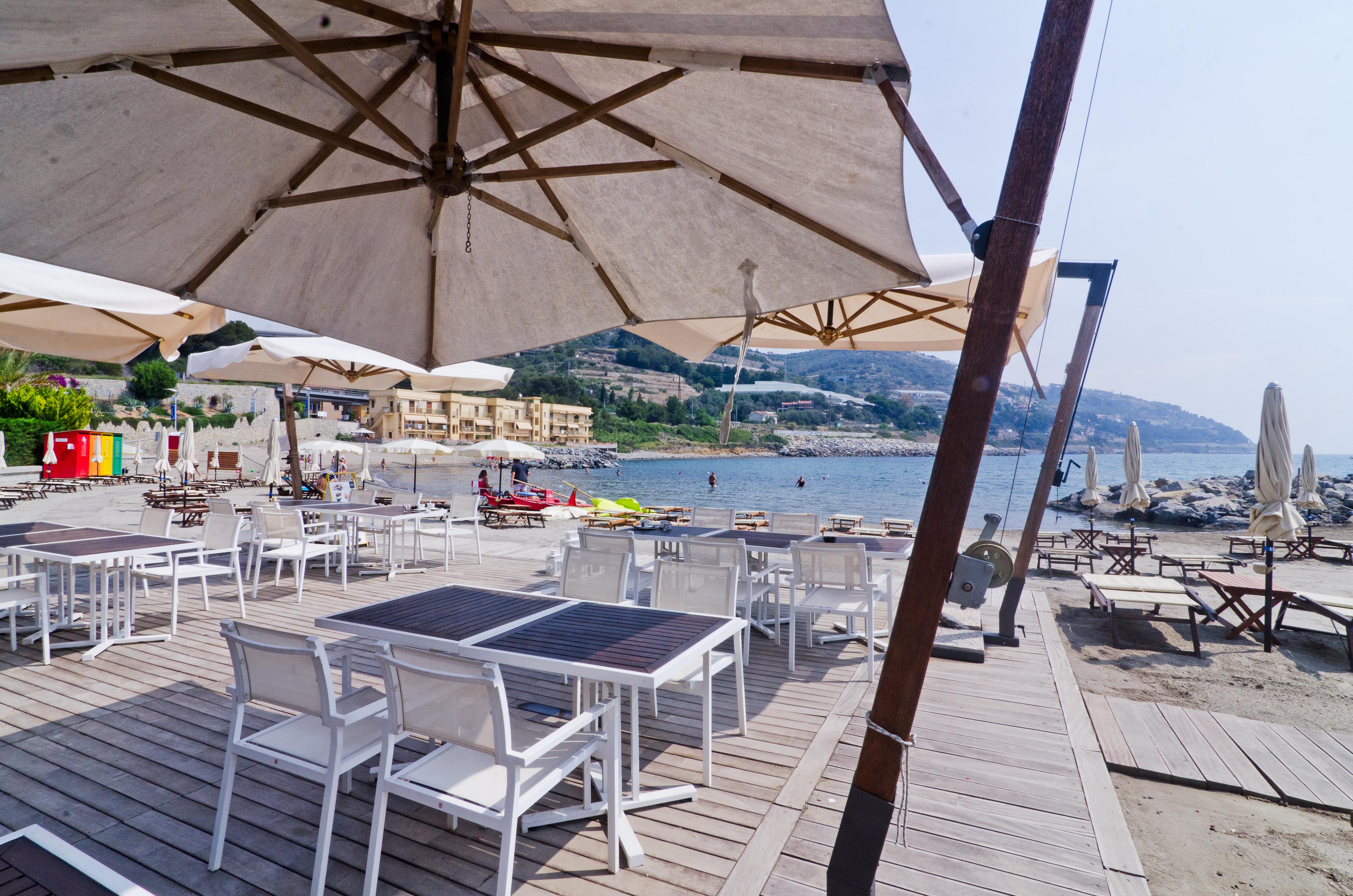 Hotel Riviera Dei Fiori San Lorenzo al Mare Ngoại thất bức ảnh