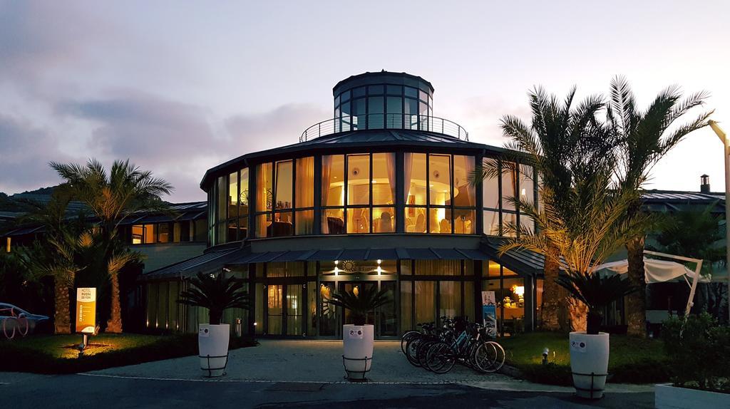 Hotel Riviera Dei Fiori San Lorenzo al Mare Ngoại thất bức ảnh